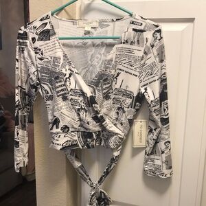 No Comment NY•LA white and black fashion newspaper print cropped top NWT